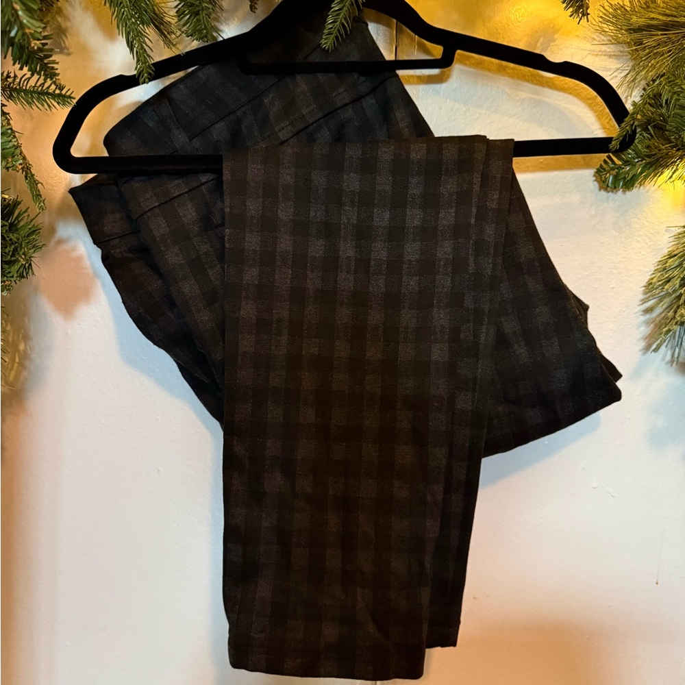 Skinny Collection Men’s Black Plaid Slacks
